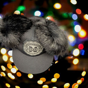 Nicopanda Blck Panda NWT University Patch Faux Fur Ear Puff Fitted Hat Cap M NR